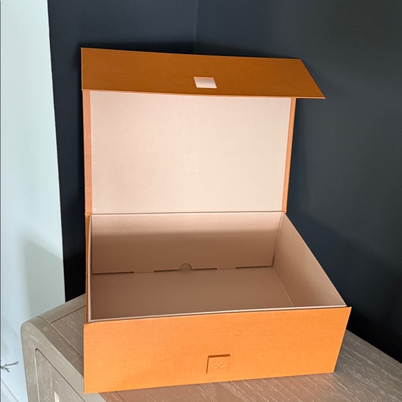 LOUIS VUITTON Authentic Large Shoe/Purse Flip Lid Box - Picture 2 of 7